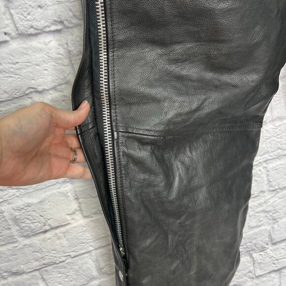 Wilsons Leather Motorcycle Chaps Black Size XXL 2XL Zip Snap Button 32" inseam - Picture 5 of 7